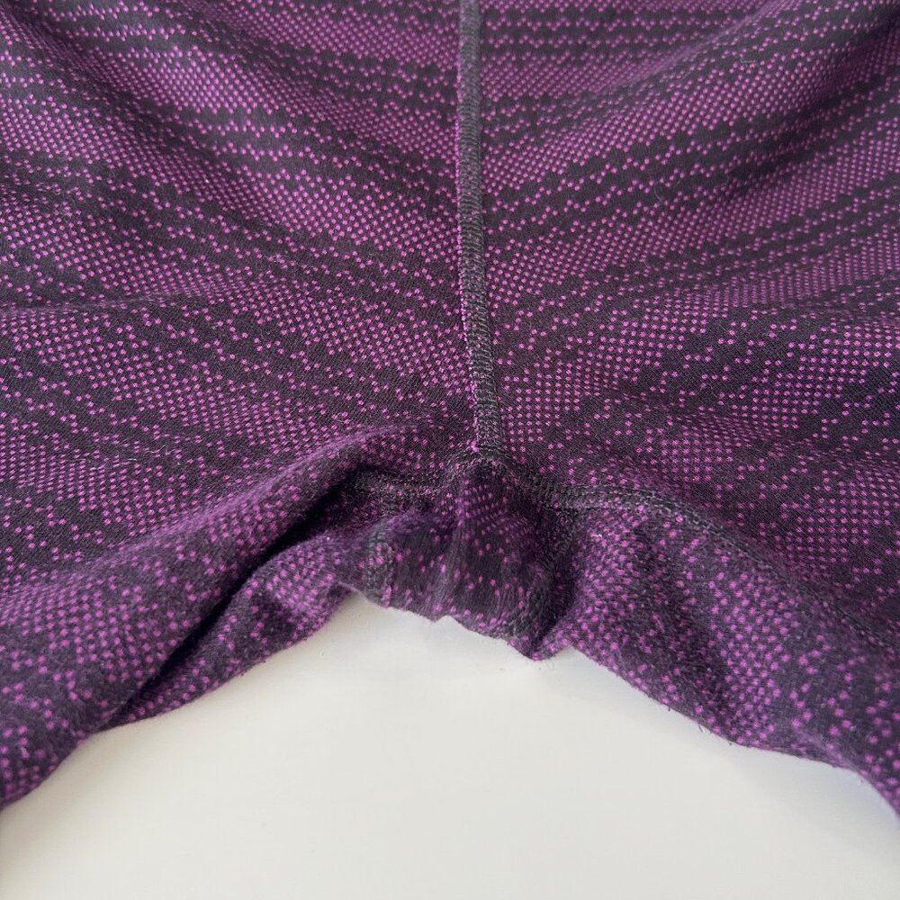 NIKE Dri-Fit Crop Knit Leggings - Picture 4 of 5